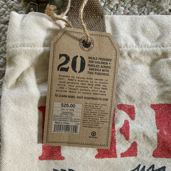 Target FEED collection Crossbody bag - Picture 4 of 4